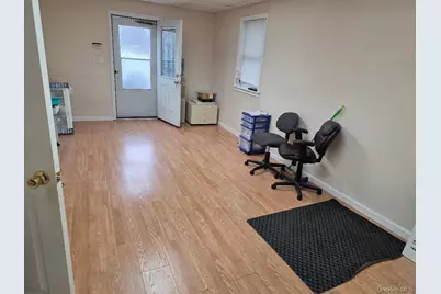 90 Medford Avenue, Patchogue, NY 11772 - Photo 24