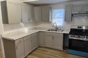 84 Point Rd, Flanders, NY 11901 - Photo 2