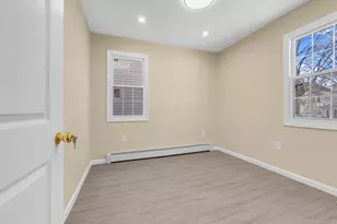 110-34 214th St, Queens Village, NY 11429 - Photo 12