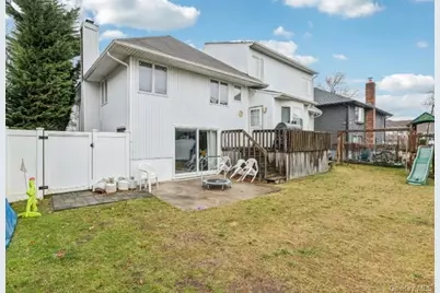 575 Rica Lane, Woodmere, NY 11598 - Photo 24