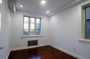 9-24 129th St, College Point, NY 11356 - Photo 4