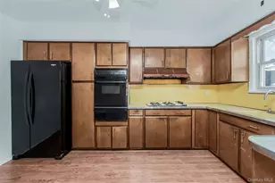 305 Glenbrook Ave, Yonkers, NY 10705 - Photo 16