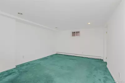 305 Glenbrook Avenue, Yonkers, NY 10705 - Photo 26