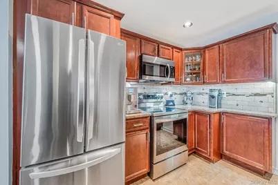 189 Haddon Hollow Court, Middle Island, NY 11953 - Photo 10