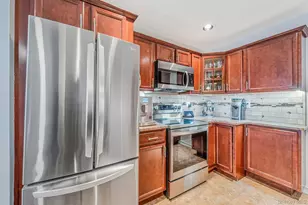 189 Haddon Hollow Ct, Middle Island, NY 11953 - Photo 10