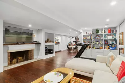 68 Three Mi Hbr Hog Crk Highway, East Hampton, NY 11937 - Photo 14