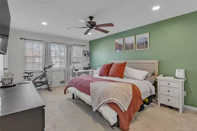 37 Whalers Cove #37, Babylon, NY 11702 - Photo 12