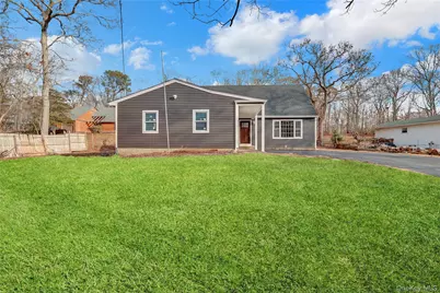 321 Smith Road, Shirley, NY 11967 - Photo 6