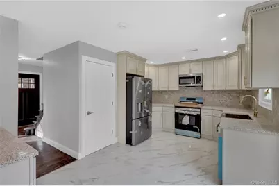 321 Smith Road, Shirley, NY 11967 - Photo 12