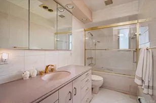 285 Southwood Cir, Syosset, NY 11791 - Photo 12