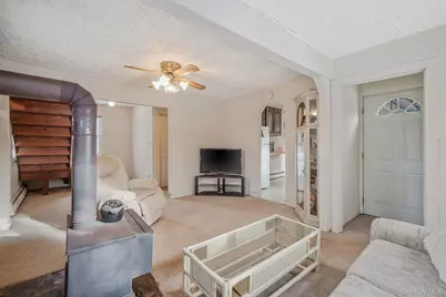 15 Beatrice Drive, Shirley, NY 11967 - Photo 10