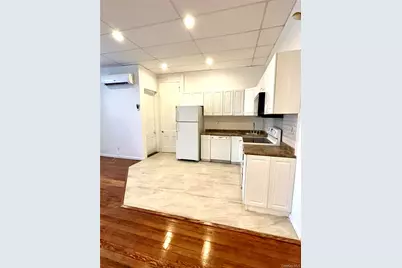 48 West Main Street, Riverhead, NY 11901 - Photo 4