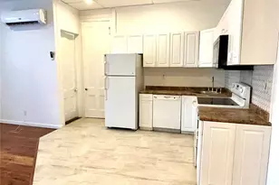 48 W Main St, Riverhead, NY 11901 - Photo 4