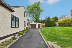 148 Chelsea St, Hawthorne, NY 10532 - Photo 44