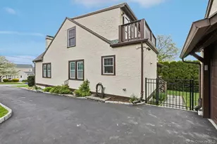 148 Chelsea St, Hawthorne, NY 10532 - Photo 38