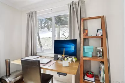 168 Birchwood Close, Chappaqua, NY 10514 - Photo 12