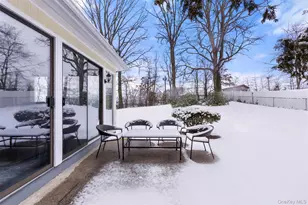 258 Holt Dr, Pearl River, NY 10965 - Photo 34