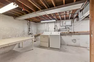 258 Holt Dr, Pearl River, NY 10965 - Photo 28