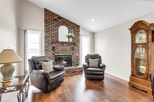 360 Locust Ave, Oakdale, NY 11769 - Photo 12