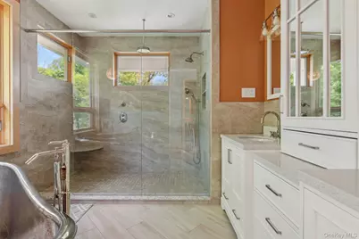 516 Asharoken Avenue, Northport, NY 11768 - Photo 10