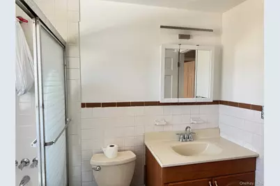 129 Spring Lane, Levittown, NY 11756 - Photo 12