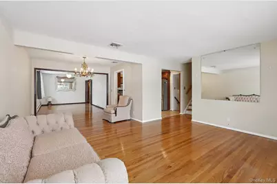 12 Stratford Place, New City, NY 10956 - Photo 8