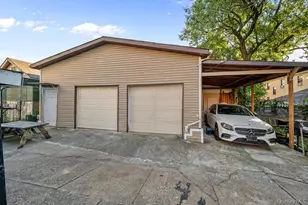 27-28 Humphreys St, East Elmhurst, NY 11369 - Photo 8