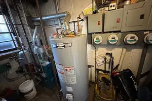 23-23 93rd St, East Elmhurst, NY 11369 - Photo 2