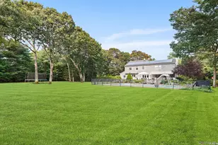 1 Blueberry Ln, Quogue, NY 11959 - Photo 2