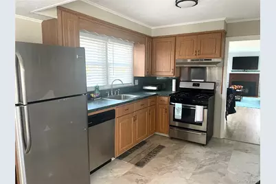 310 Old Shipyard Lane, Southold, NY 11971 - Photo 4