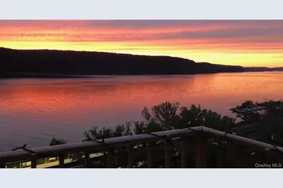 1085 Warburton #621, Yonkers, NY 10701 - Photo 18