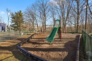 208 Harris Rd, Bedford, NY 10507 - Photo 38