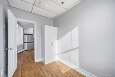 32B Main W #2, Bay Shore, NY 11706 - Photo 14