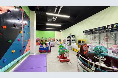 9501 37th Avenue #CA, Jackson Heights, NY 11372 - Photo 6