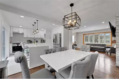 8 Jodi Lane, New City, NY 10956 - Photo 12