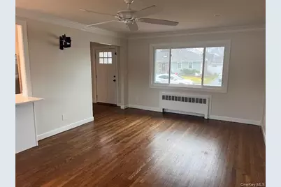 617 Alwick Avenue, West Islip, NY 11795 - Photo 2