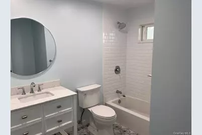 617 Alwick Avenue, West Islip, NY 11795 - Photo 6