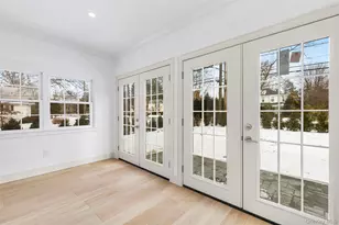 118 Soundview Ave, White Plains, NY 10606 - Photo 18