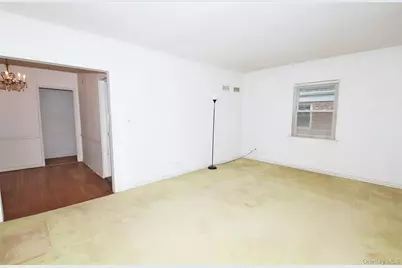 7516 197th Street, Fresh Meadows, NY 11366 - Photo 20