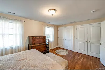 335 Landing Avenue, Smithtown, NY 11787 - Photo 22