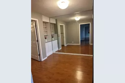2 Bay Club Drive #8V, Bayside, NY 11360 - Photo 2
