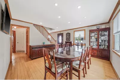 508 Chamberlin Street, East Meadow, NY 11554 - Photo 10