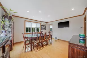 508 Chamberlin St, East Meadow, NY 11554 - Photo 8