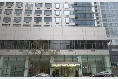 635 W 42nd Street #5F, New York, NY 10036 - Photo 1