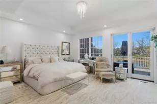 23 Hathaway Ln, Manhasset, NY 11030 - Photo 14