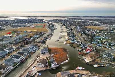 6 Island Plaza, Bellmore, NY 11710 - Photo 14