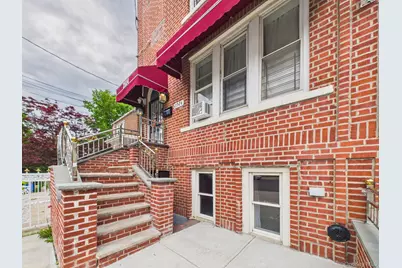 2924 Yates Avenue, Bronx, NY 10469 - Photo 2