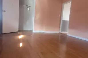 2924 Yates Ave, Bronx, NY 10469 - Photo 8