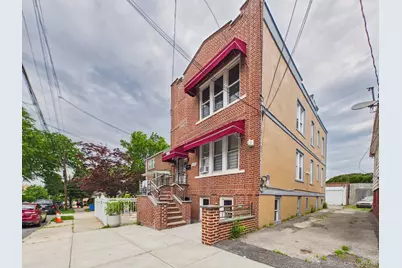 2924 Yates Avenue, Bronx, NY 10469 - Photo 4