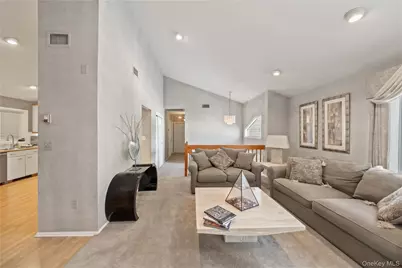 20 Mountainview Avenue, Airmont, NY 10901 - Photo 6